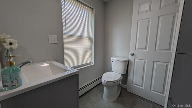 Building Photo - 9 Park Ave