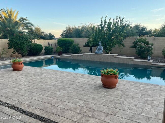 Building Photo - 18137 W Orchid Ln