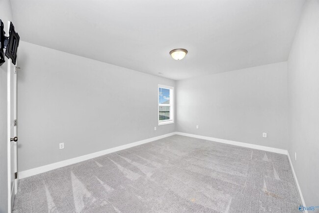 Building Photo - 134 Heritage Lakes Blvd