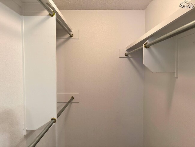 Building Photo - 5426 Ricci St