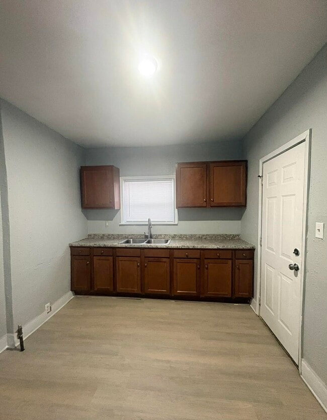 Building Photo - 16583 Archdale St