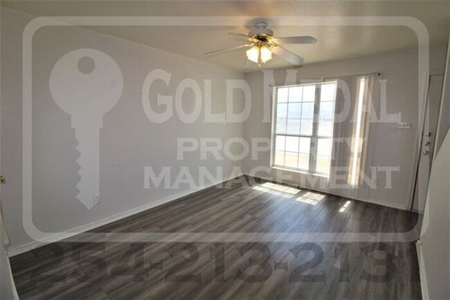 Building Photo - 4205 Alan Kent Dr