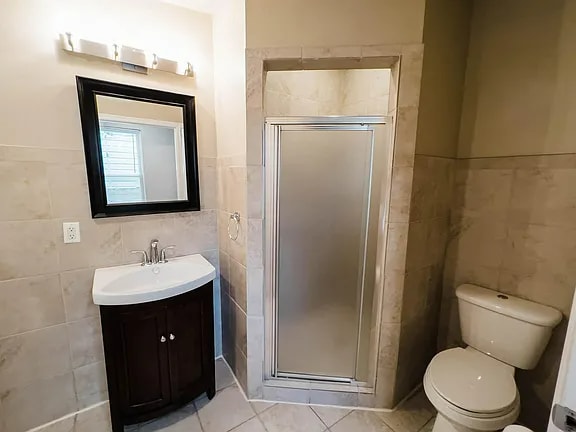 Building Photo - 721 S Milton Ave