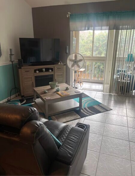 Building Photo - 6424 Spring Flower Dr