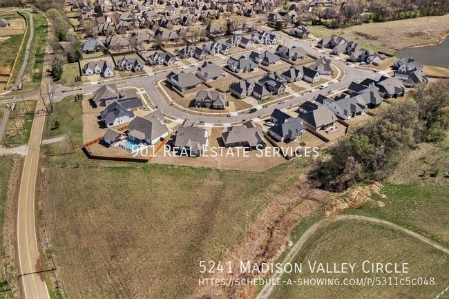Building Photo - 5241 Madison Vly Ln