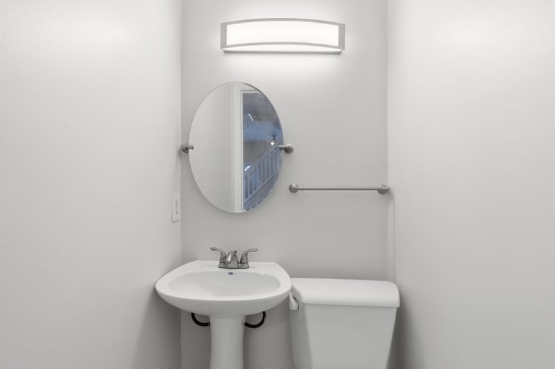 Building Photo - 212 S Loudon Ave