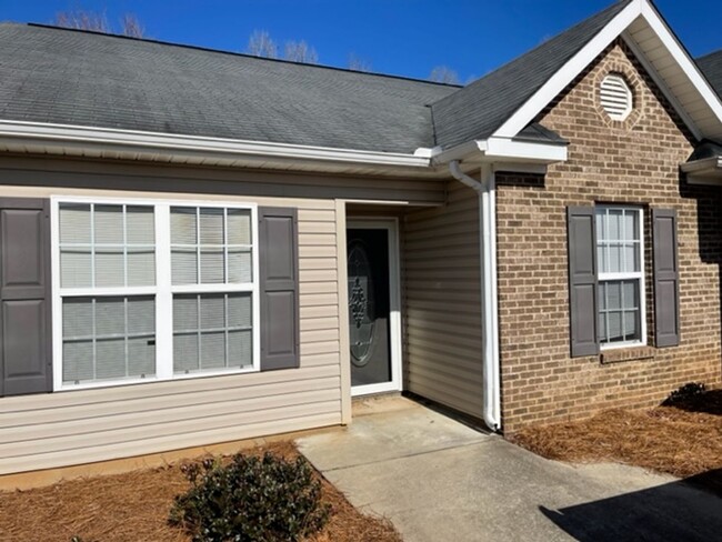 Building Photo - Oxford's Premier 55+ Community- Cobblestone Trace
