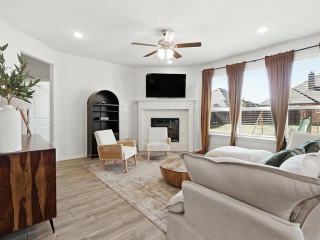 Building Photo - 1013 Wildwood Dr