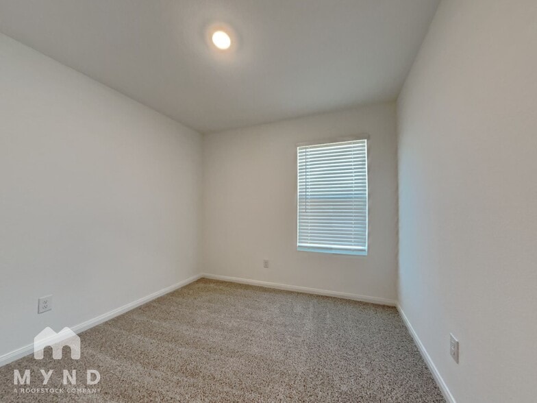 Building Photo - 12015 William Trails Cir