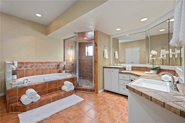 Building Photo - 10108 Talleyran Dr