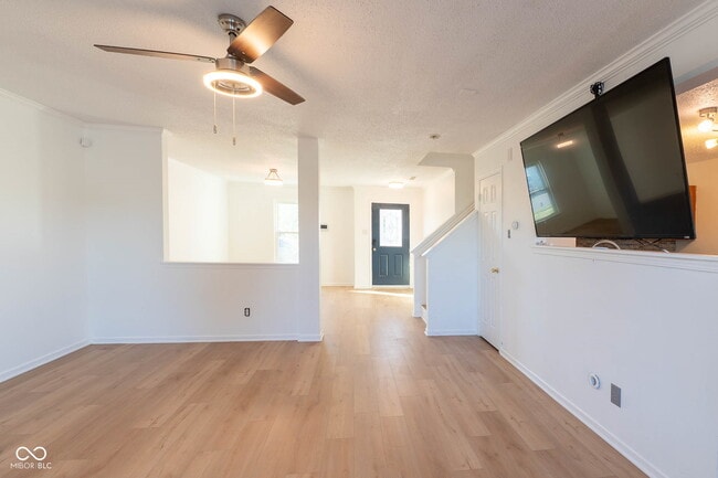 Building Photo - 2887 Ludwig Dr