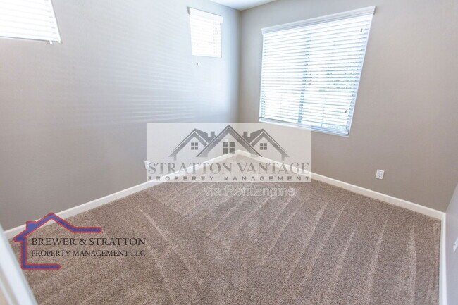 Building Photo - 4118 E Hoot Owl Trail