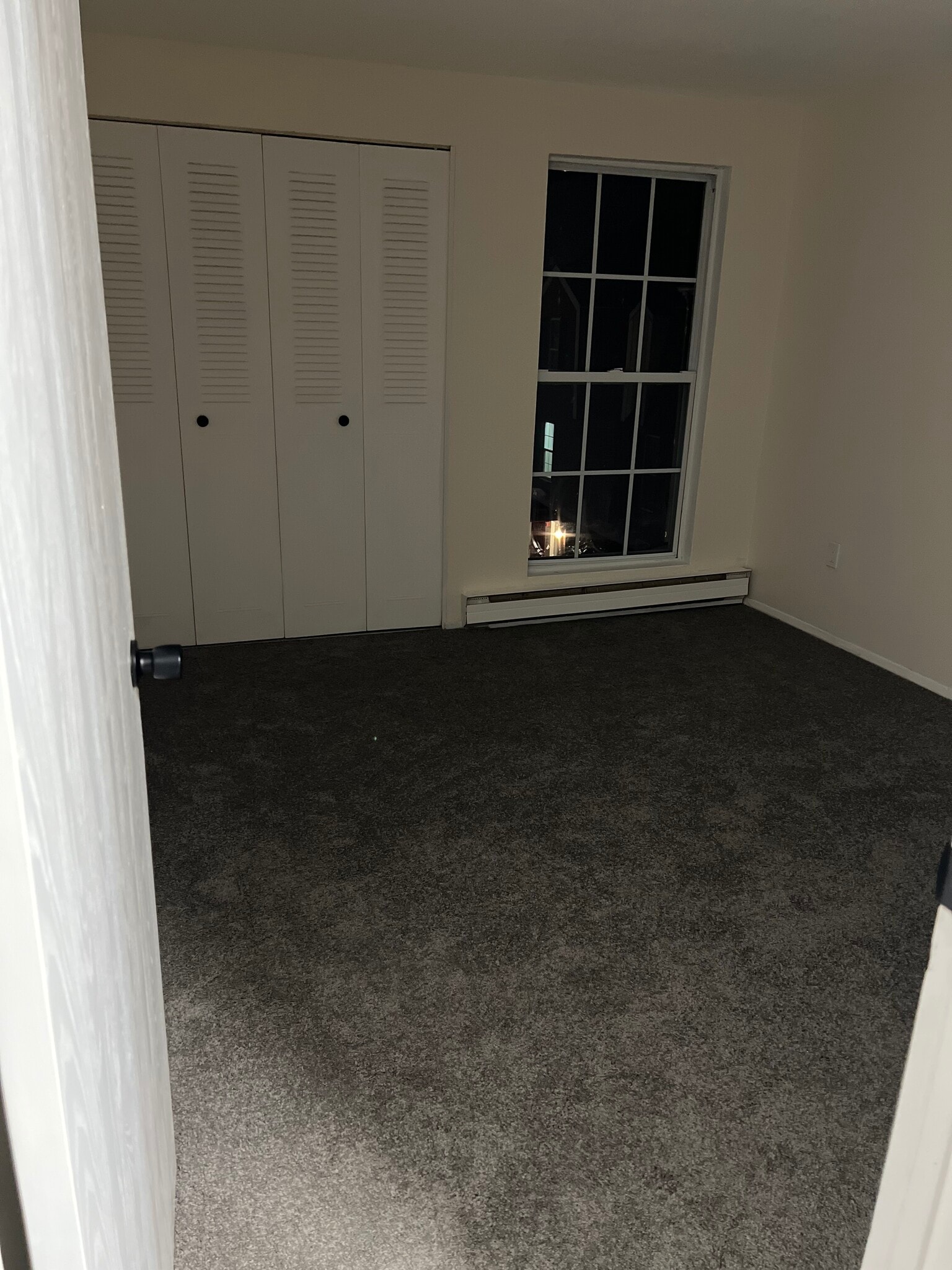 #2 bed room - 78 Heather Rdg