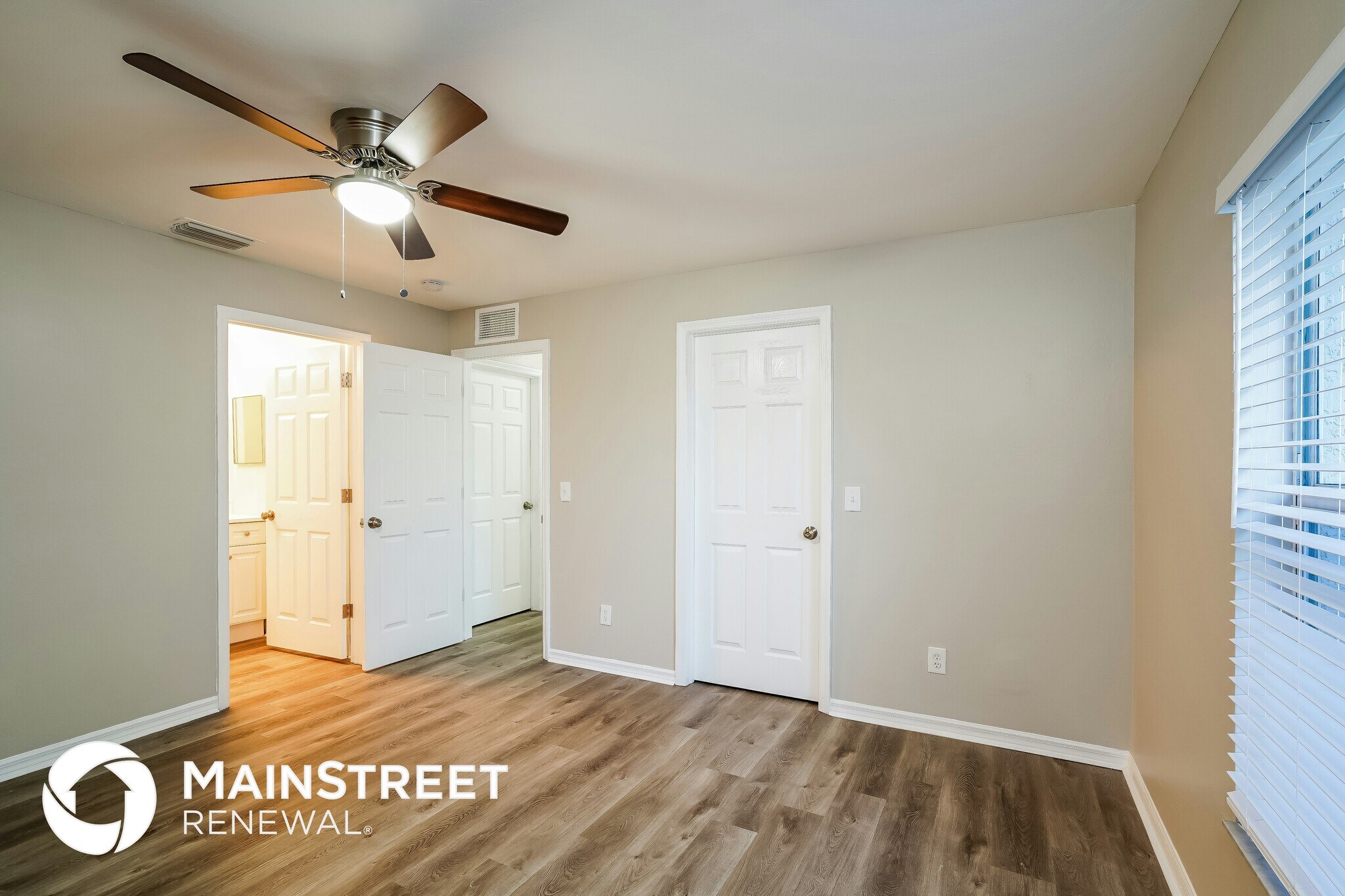 Building Photo - 1406 NW 8th Pl