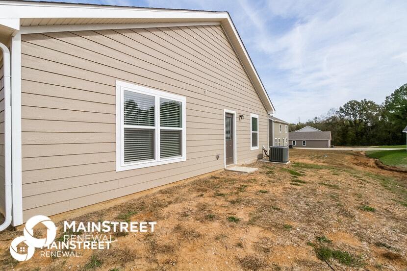 Building Photo - 2311 Bee Hive Dr