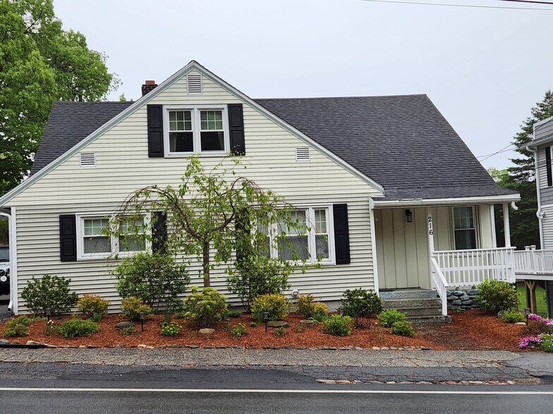 Primary Photo - 216 5th St