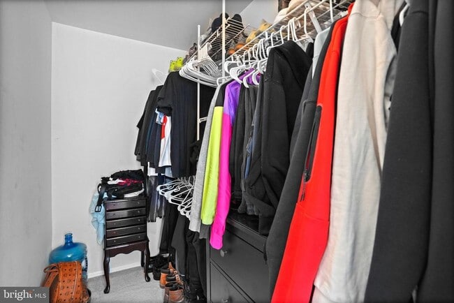 Building Photo - 2712 Advent Ct S