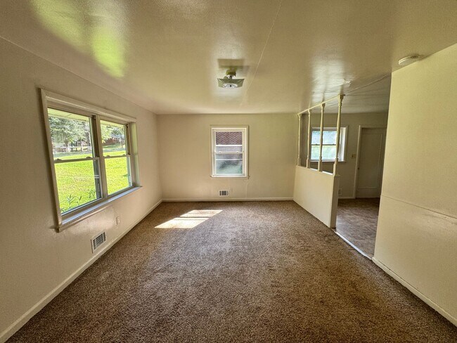 Building Photo - Close to uptown Shelby, NC (Still to compl...