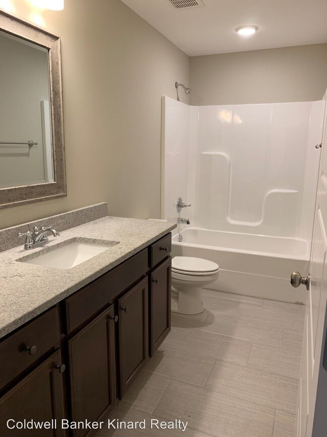 Building Photo - 2 br, 2.5 bath House - 2887 Fulbright Rd NE