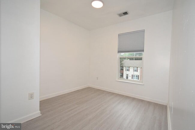 Building Photo - 6617 Cambria Terrace