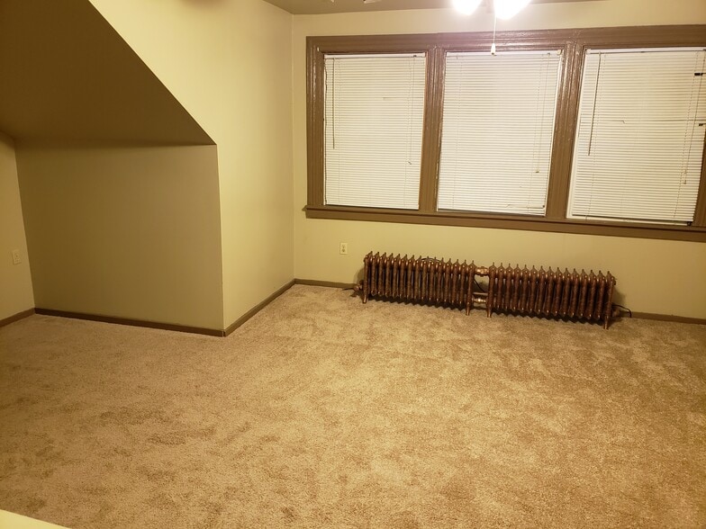 Building Photo - 2636 Harrison Ave