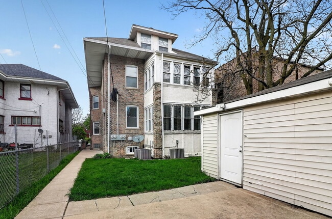 Building Photo - 5700 S Cicero Ave