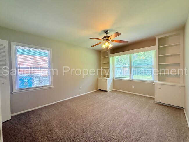 Building Photo - FOR LEASE | Midtown Tulsa | Available NOW!