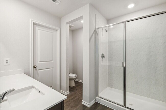 Building Photo - 606 Wrangler Dr