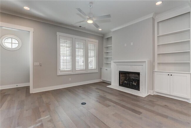 Building Photo - 1007 Fendley St