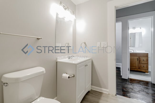 Building Photo - 250 Off First Full Month