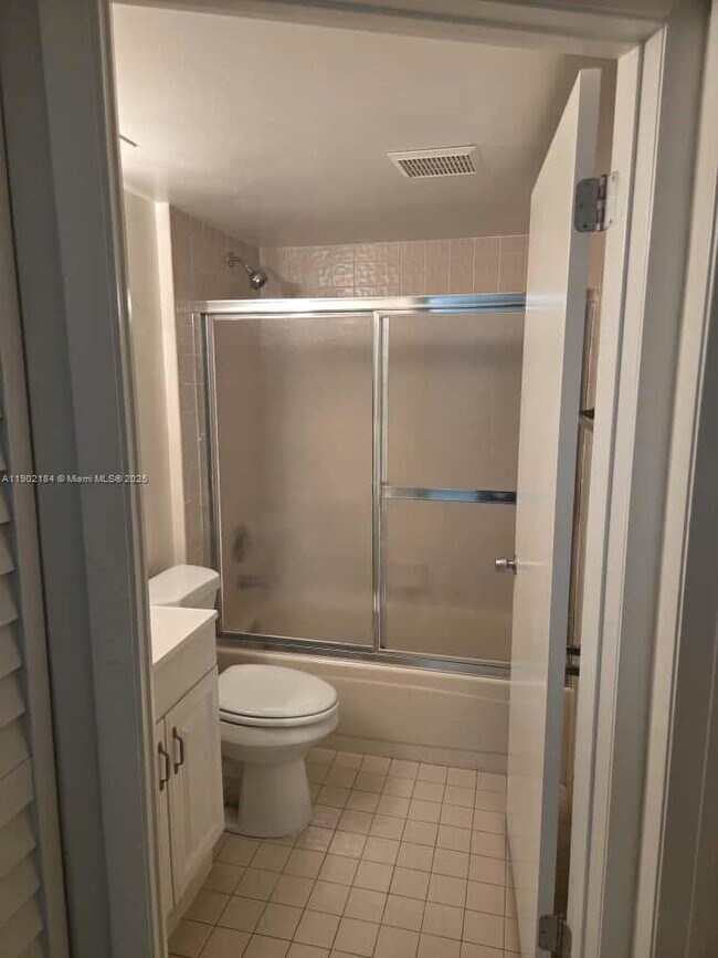 Building Photo - 7406 Woodmont Terrace