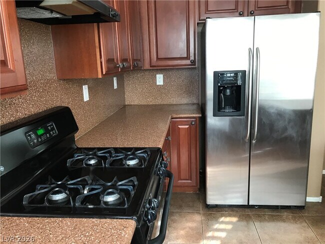 Building Photo - 9191 Dutch Oven Ct