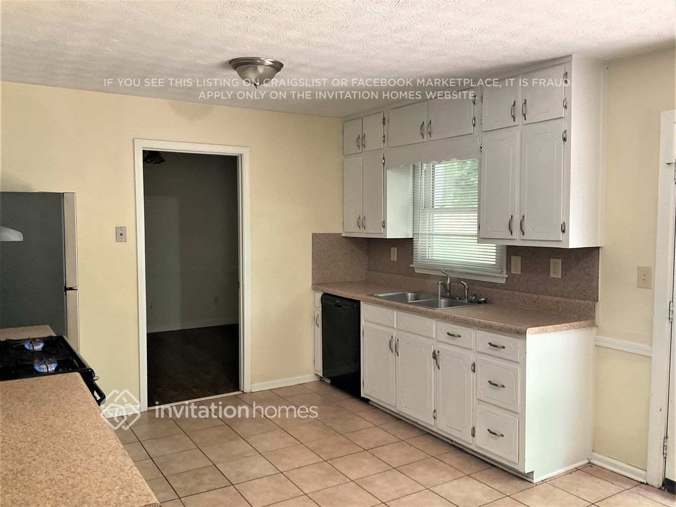 Building Photo - 1396 Candlelite Ln