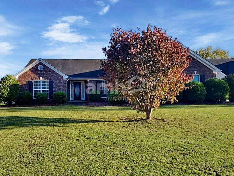 Primary Photo - 521 San Dra Way