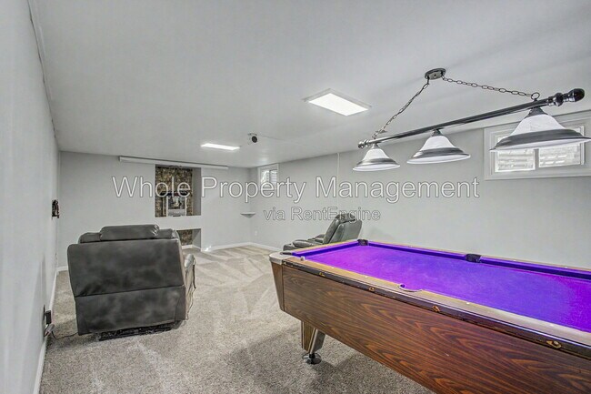 Building Photo - 3404 S Clinton Ct