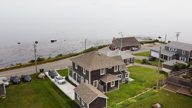 Building Photo - 243 Manomet Point Rd