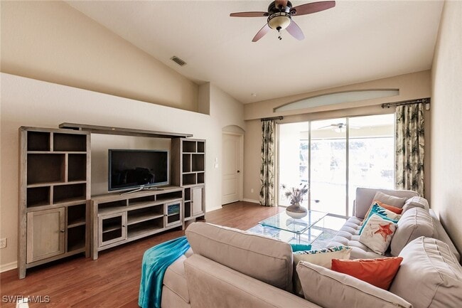 Building Photo - 8440 Ibis Cove Cir