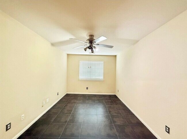 Building Photo - 8514 Spotslyvania Ln