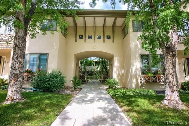 Building Photo - 217 S Jackson St