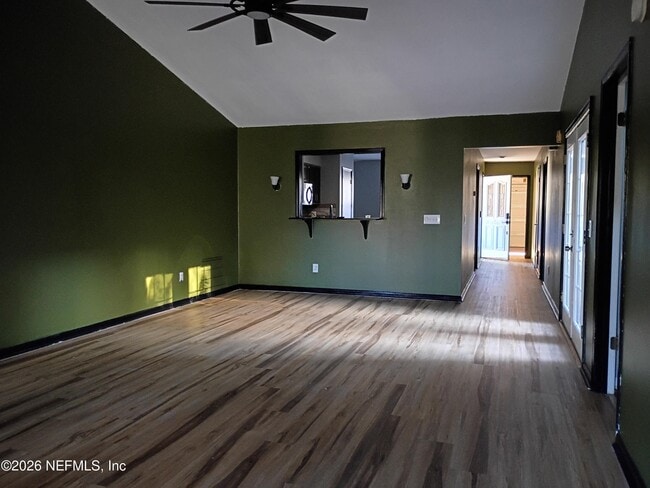 Building Photo - 5561 Mariners Cove Dr