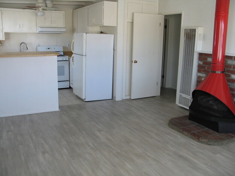 Building Photo - 1401 W Balboa Blvd
