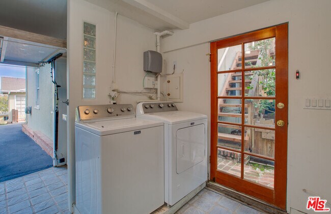 Building Photo - 2534 7th St