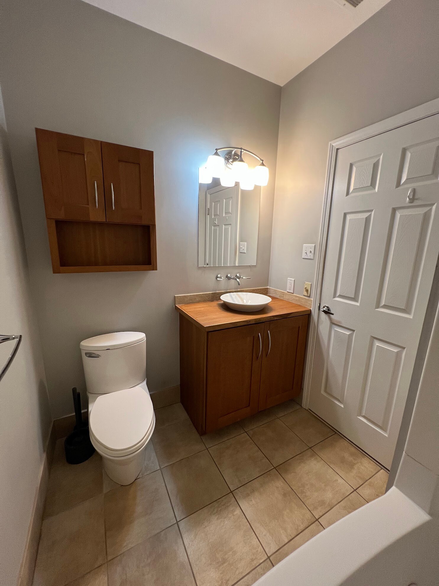 Building Photo - 305 Dresher Woods Dr