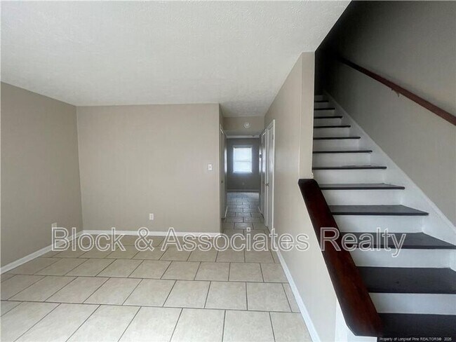 Building Photo - 4959 Galveston Dr