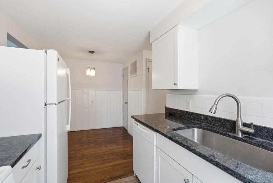 Building Photo - 6254 Cortelyou Ave