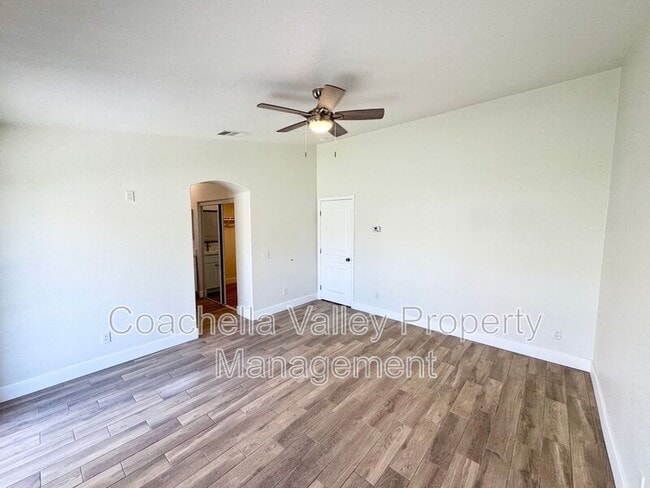 Building Photo - 48201 Cll Del Sol