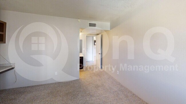 Building Photo - 7777 E Main St