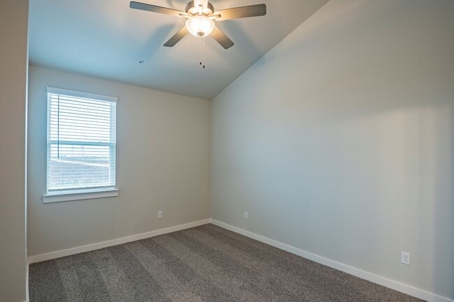 Building Photo - GORGEOUS 2 BEDROOM 2 BATH FOUR PLEX LOCATED IN MIDLOTHIAN ISD!