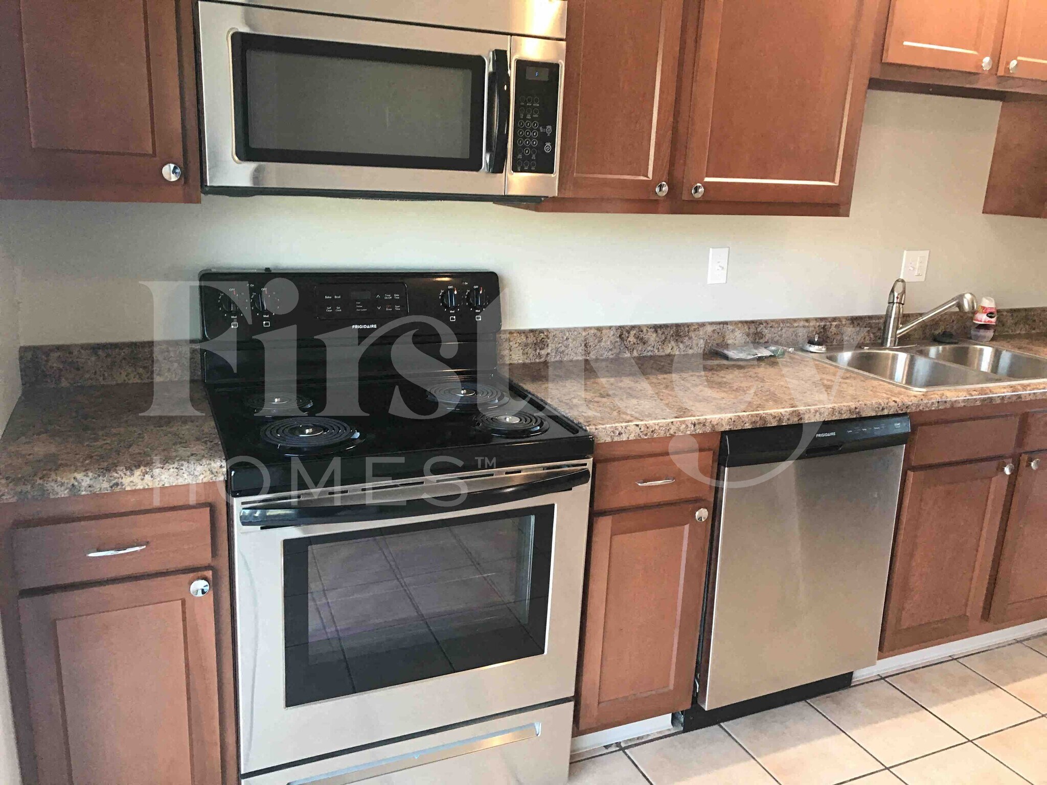 Building Photo - 5994 Waldway Ln