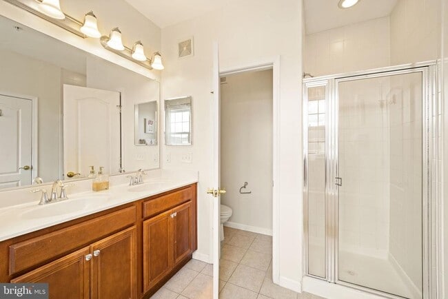 Building Photo - 22721 Beacon Crest Terrace